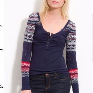 Super soft comfy thermal sweater. Mixed material